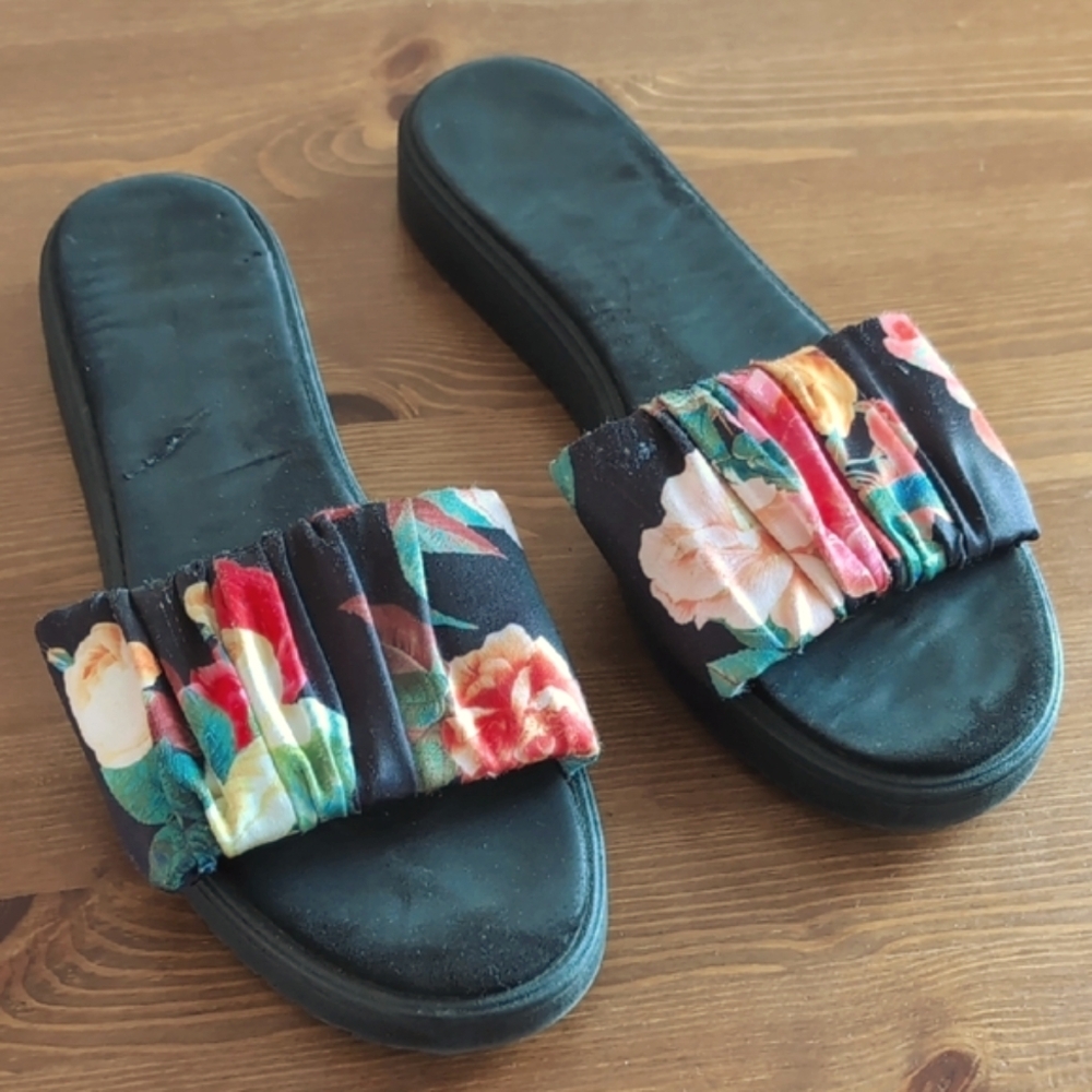 Floral Slide Sandals